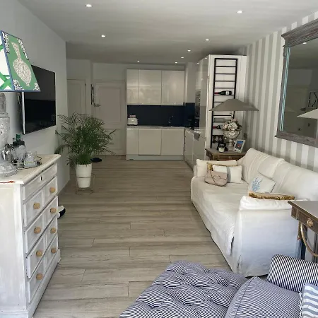Jardines Del Mar Apartment *
